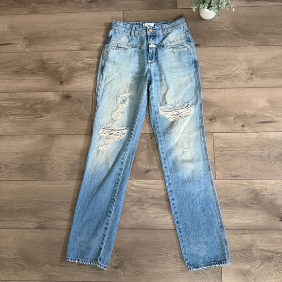 Closed Denim - CLOSED Light Blue Distressed Women's Straight Leg Jeans Size 25